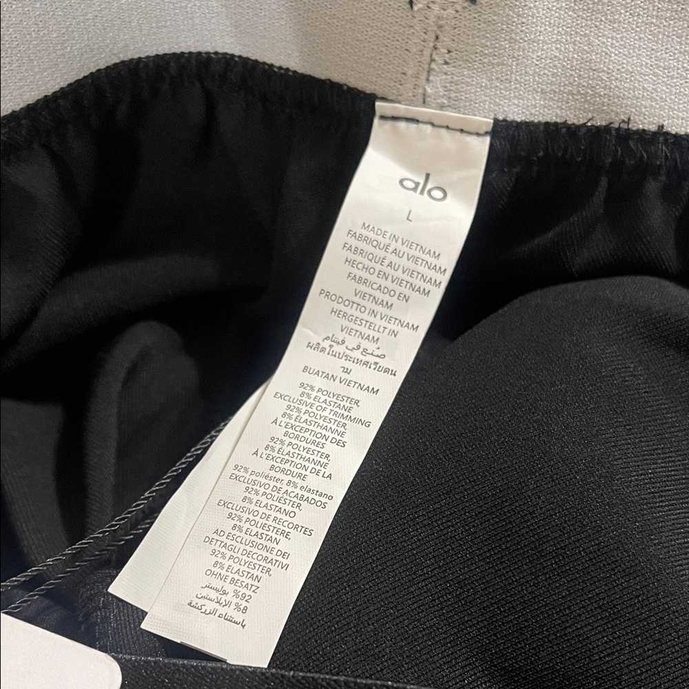 NWT Alo Yoga Black Suit Up Trouser (Long) – Size L - Picture 5 of 10